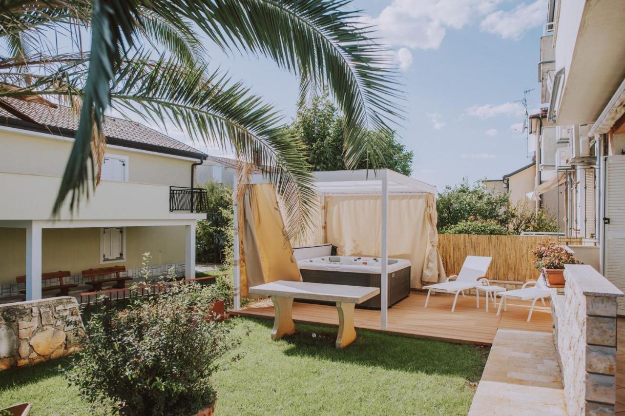 Novigrad Istria Apartman Hola מראה חיצוני תמונה